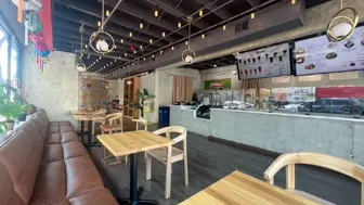 Turnkey Café + In the heart of Chinatown ID