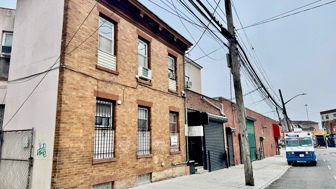 listing-image