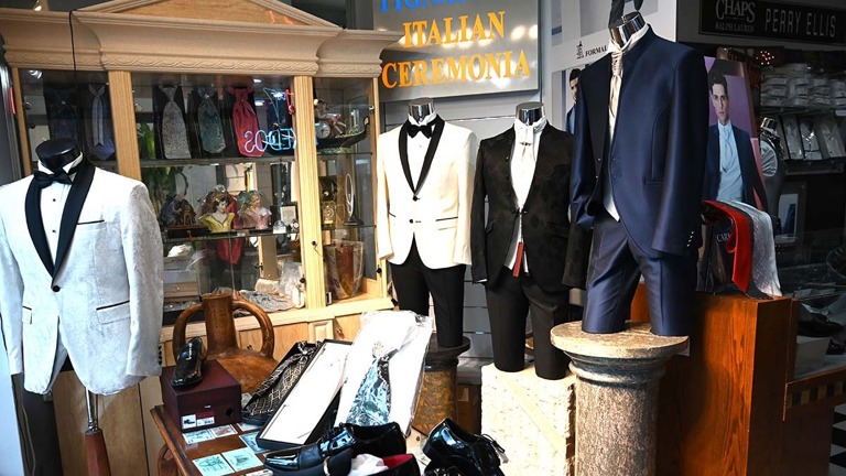 Front Window Display and Entry