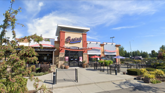 Boston's Pizza and Sports Bar
