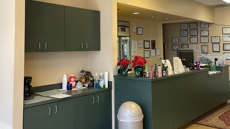 Coffee Area for Customers / Service Counter