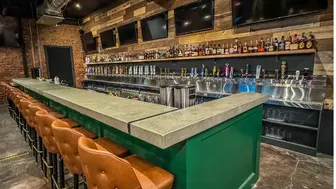 Established Turnkey Bar/Restaurant in Heart Downtown of Chattanooga