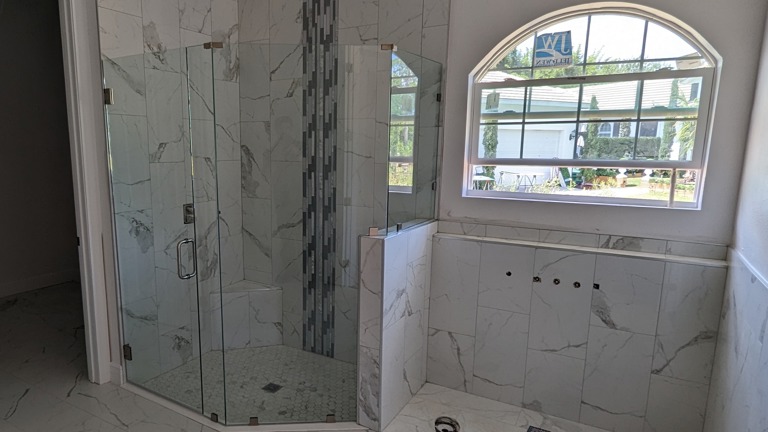 Double Neo Enclosure Double Neo Enclosure