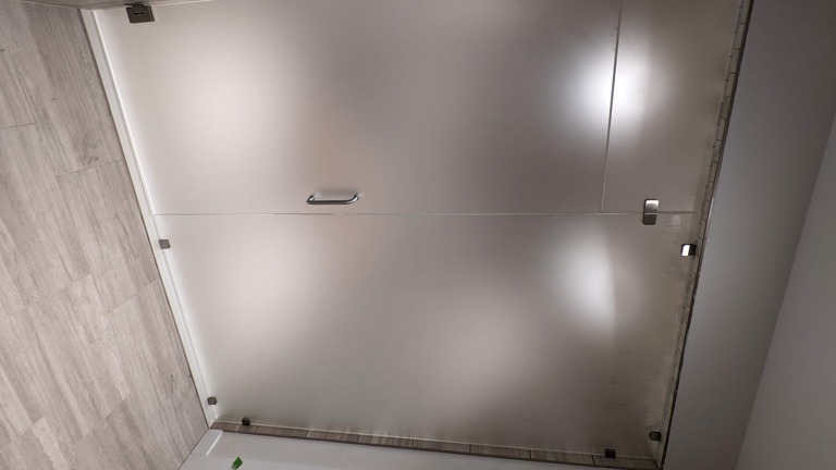 Hotel - Frosted Steam Room Hotel - Frosted Steam Room