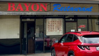 Easy Turn key established customer base restaurant