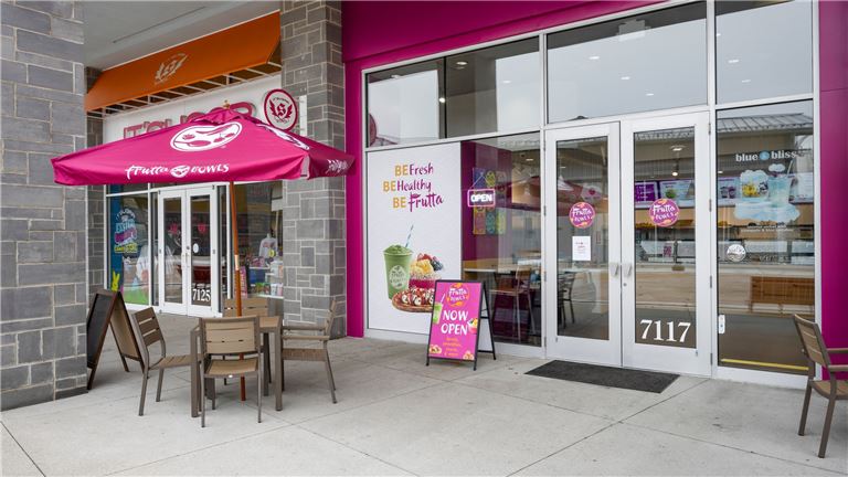Graphic Acai and Fresh Fruit Franchise for sale Cincinnati Top business broker Russ Kitzberger