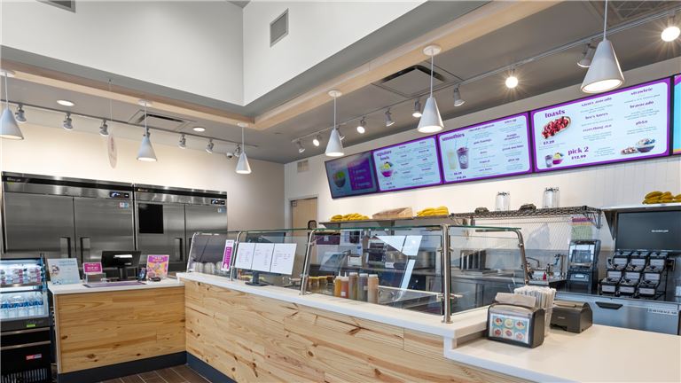 Graphic Acai and Fresh Fruit Franchise for sale Cincinnati Top business broker Russ Kitzberger