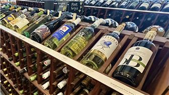 High Traffic Liquor Store includes Real Estate and #9 License