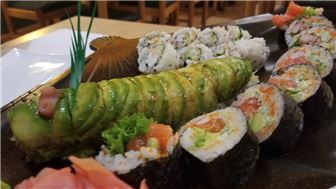 High-Volume Longstanding Japanese Restaurant w/Property Chicago-45 Yrs