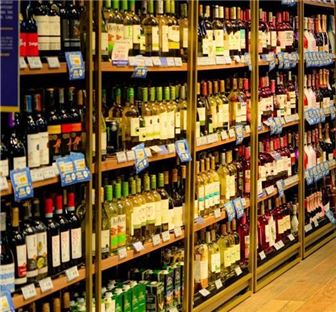 100+Yr Old Main Ave Upsale Liquor Biz NETS $260K in NW DC!!!!!