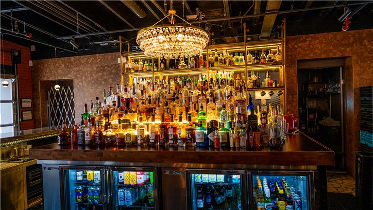 Spectacular Bar