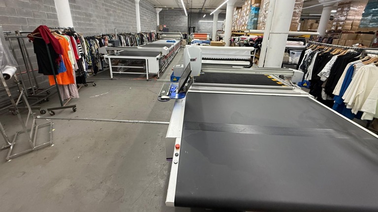Serkon Cutter MC70 & 2 MN1 Spreader & Labeling