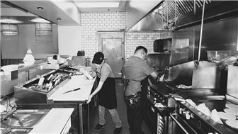 Fast Food Restaurant - Short Hours - 100% Employee Run