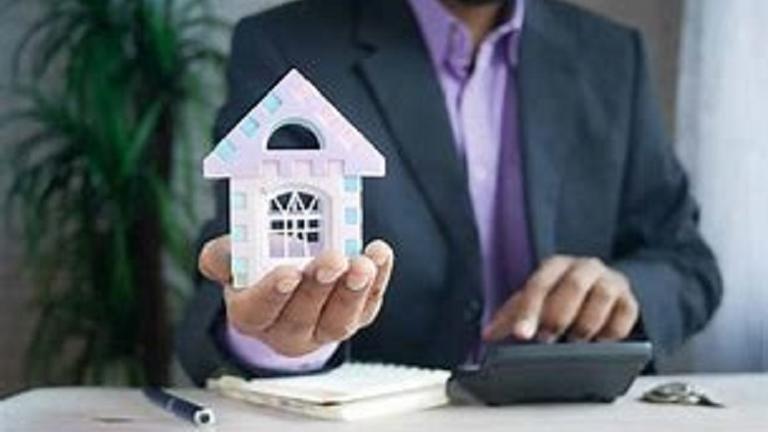 Short-term/Vacation Rental Property Management -Turnkey, Home-based, Manager-run, Fully Staffed - Top Franchise Brand - $315,000 Income