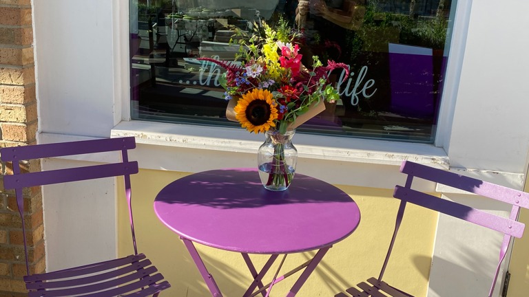 Outdoor Seating!