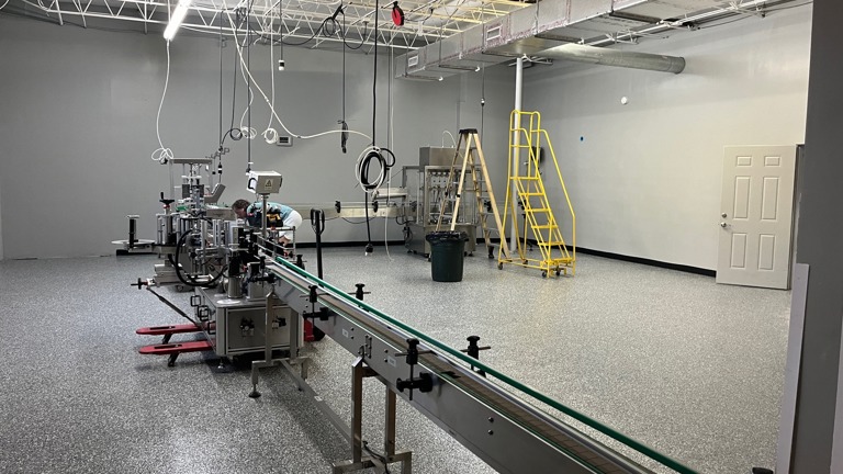 Liquid-Vet Conveyor