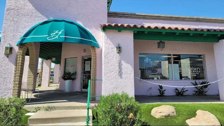 We are located in a prime place in Scottsdale 