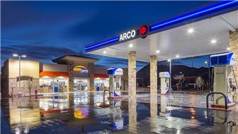 Vinni's Listing - ARCO ampm located on a major intersection of Phoenix