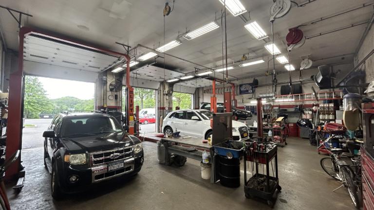 3 Bays, 3 Lifts