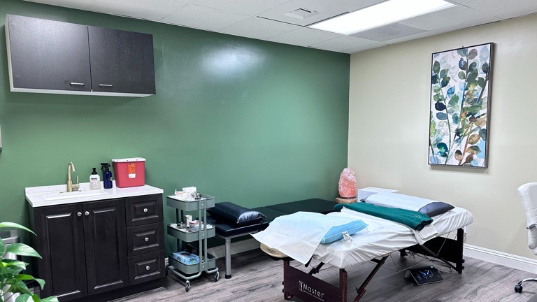 Super-sized private treatment rooms — each equipped with its own sink.