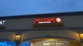 Coldstone creamery for sale in Clinton CT opposite clinton outlet mall