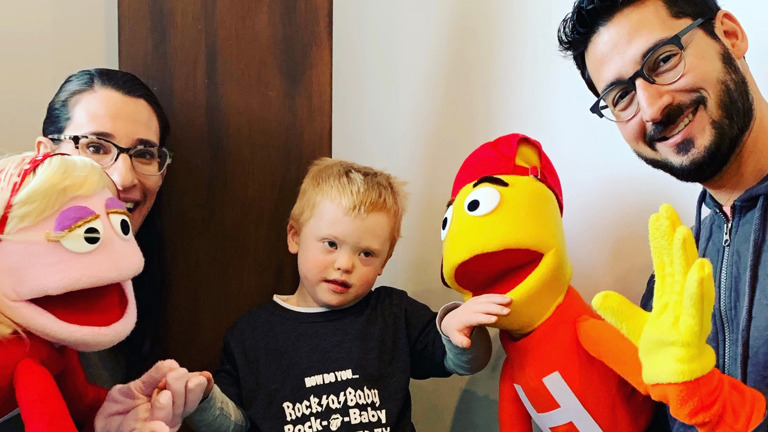 Friendly Puppets