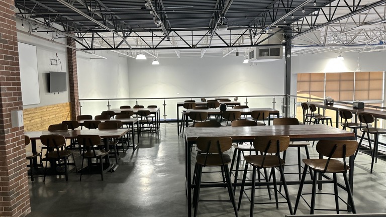 Dining area 1