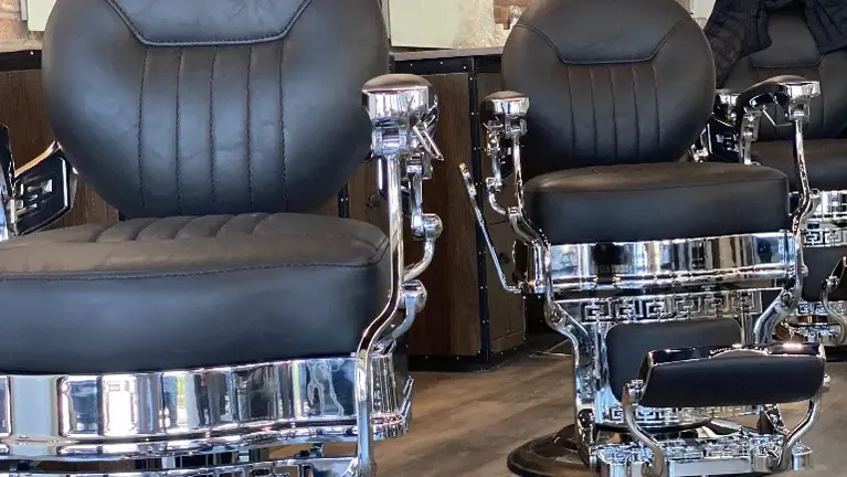 Barbers leather chair (business for sale) Barbers leather chair (business for sale)