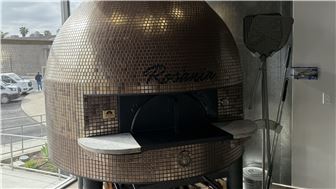 PIzza-sports bar-bring your concept-41 license