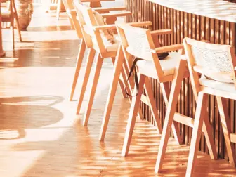 Thriving Bar & Restaurant with Real Estate