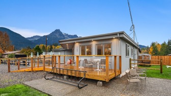 Turnkey Café + Airbnb Opportunity