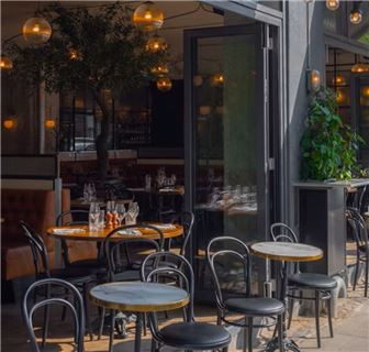 5 Days Deli in Affluent Coastal Community