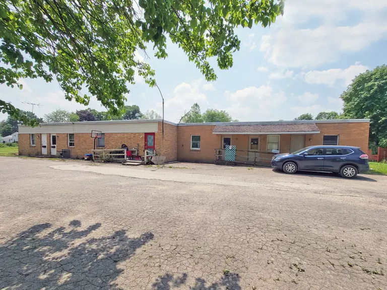 2,544± SF 4-Unit Apartment Complex – Built In 1969 – New Roof Approx. 2023  2,544± SF 4-Unit Apartment Complex – Built In 1969 – New Roof Approx. 2023