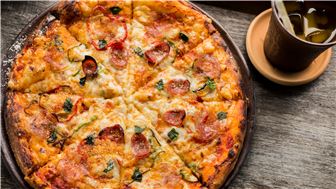 Franchise Pizzeria