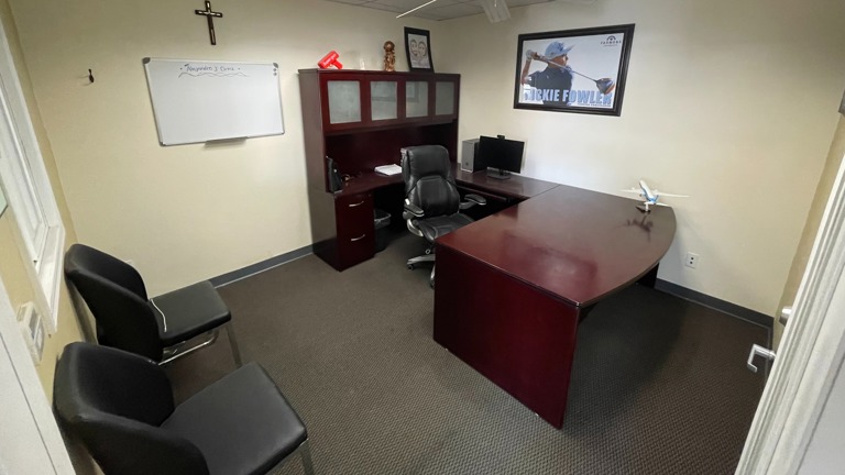 Agent office