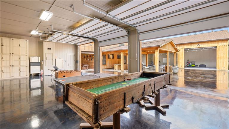 Game/Amo area in Main Lodge