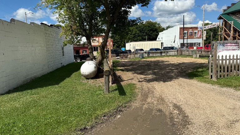 Side or Restaurant and Back of Commercial Building