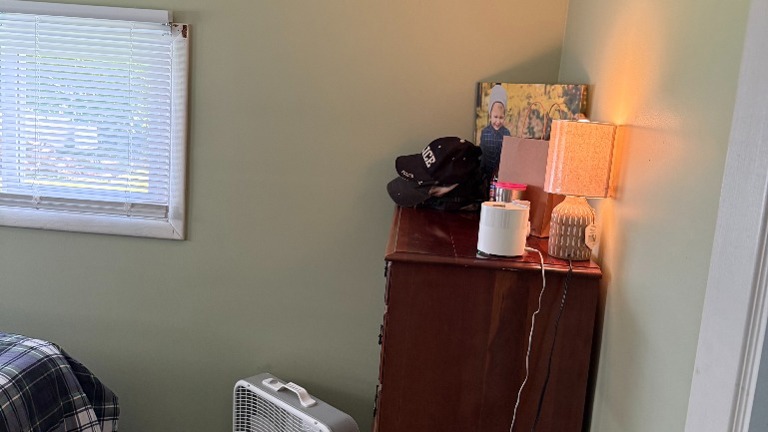 2nd bdrm dresser