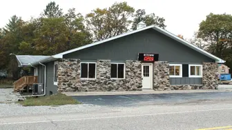 Multiple Concept Restaurant w/ Alcohol 