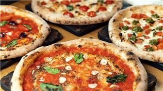 30 Year Established Pizzeria In Jackson Heights