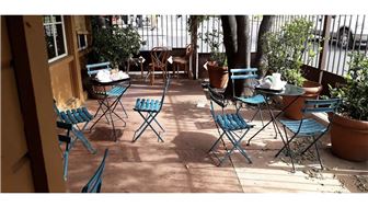 Freestanding Corner Restaurant near UOP & Miracle Mile Location