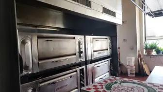 Established Pizzeria Business for sale, with liquor licence in Catty