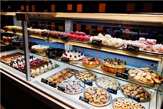 Updated Bakery owner will stay thru the holiday. Suffolk County NY