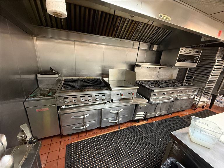 Large modern kitchen
