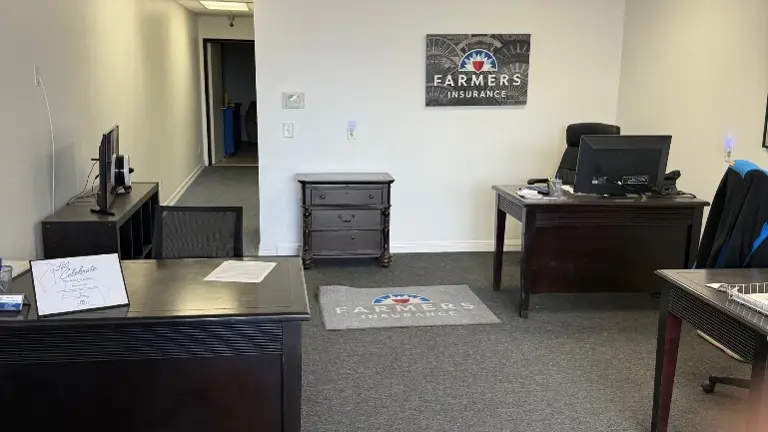 Very comfortable office 900 Sq ft