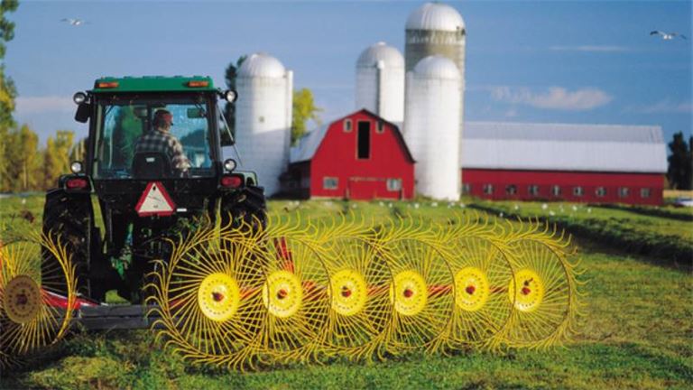E-Commerce Retailer of Compact Agricultural Equipment