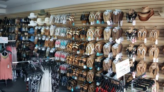 20+ Years Same Location-Steps Away From The World-Famous London Bridge