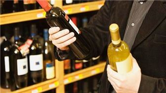 Busy Liquor & Wine Store – Great Location, Steady Volume