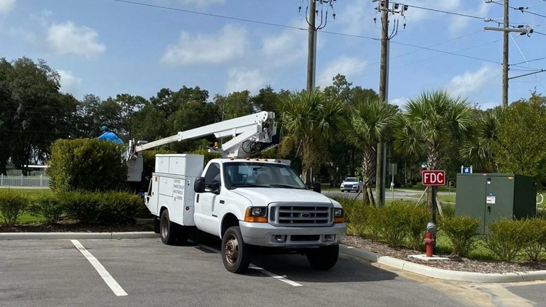 Bucket Truck 40' lift