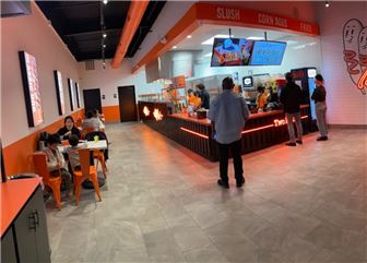 Fantastic Hotdog shop in Sugar Land!